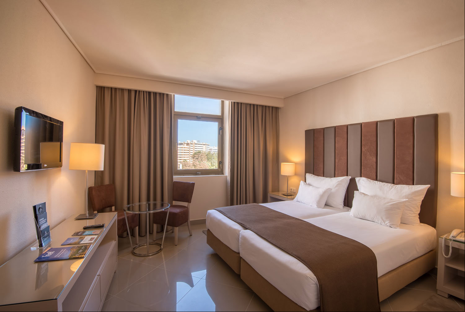 Hotel Vila Galé Ampalius - Apartamento Standard